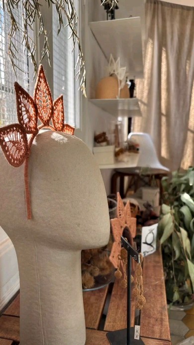 Gracias a tod@s por tomaros el tiempo de visitarnos durante este fin de semana en @sotano.a y por apreciar nuestras piezas y nuestro trabajo.
Hemos tenido una compañía maravillosa, gracias
@atelier.aletheia @casitadewendy @bodegastaron @rita_andco