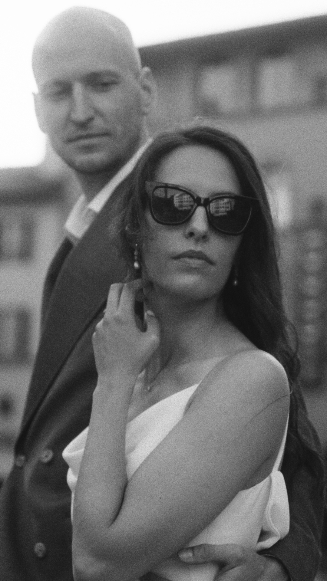 Ranní procházky Florencií. Vstávat ve 4:30 se vyplatilo 😂. Děkujeme za důvěru a skvělý víkend. @lucyhavlik @filipnekola Foto: @annakleckova_ph Svatební koordonace: @svadbavtoskansku_sk #styleshoot #destinationwedding #italy #portraitshoot #tuscanywedding