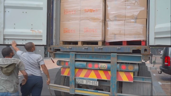Exciting news! After a long journey across the sea, your generous donations have finally reached Cape Town and are ready to make a meaningful impact in township communities! 🌍👟
These shoes aren’t just footwear; they represent hope, dignity, and a brighter future for many individuals in the community. With every pair, we’re taking steps towards making a meaningful difference in people’s lives.
Stay tuned as the In My Shoes team are heading to South Africa this week to start distributing the 20,000 pairs of donated shoes to those who need them most. A huge shoutout to @stor_age for their invaluable support in storing the shoes until they find their new homes on the feet of those in need.
Working together, we’re making a difference, one step at a time! ❤️