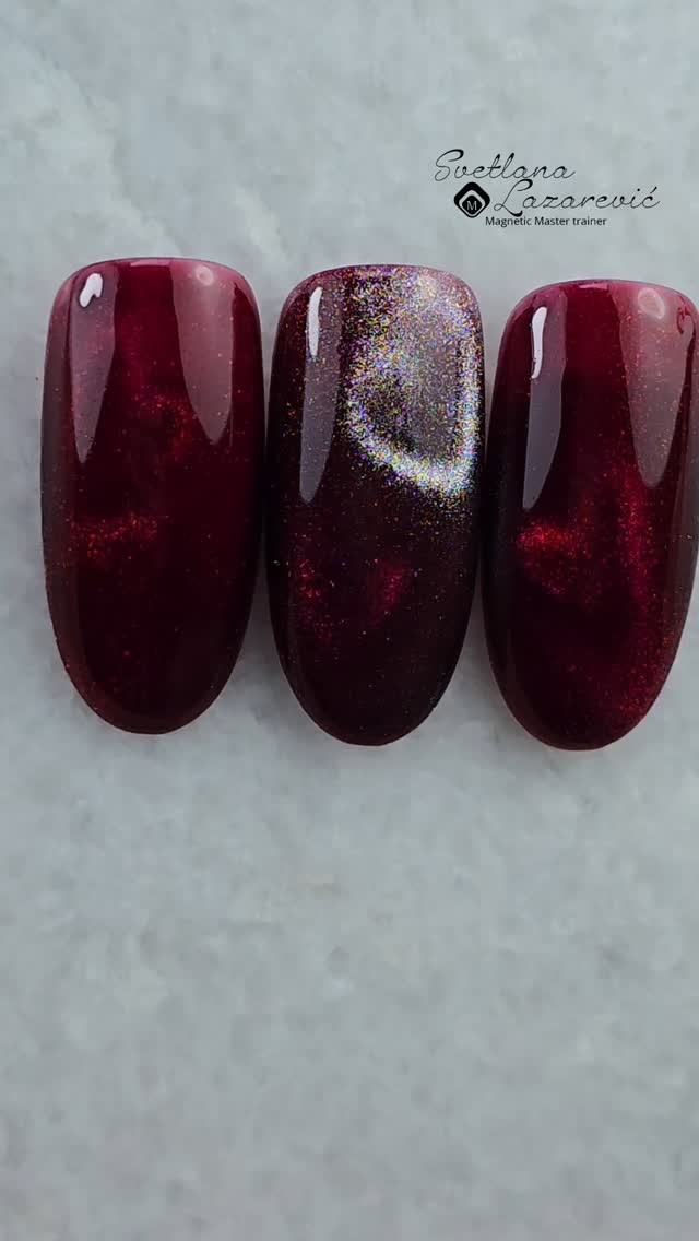 ❤️Hidden hearts with Cat Eye Gelpolish from @magneticnaildesign
#magneticnaildesign #nailsbern #nailistika #naileducation #valentines #heart