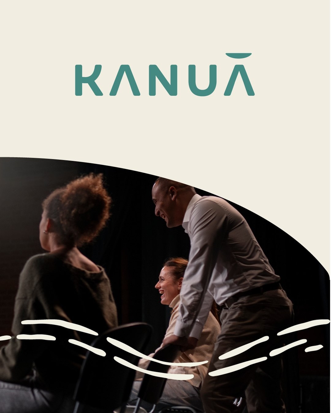 Um nome nunca é apenas um nome - ele deve carregar toda a essência da marca.
O nome Kanuã, inspirado na canoa, simboliza a jornada e a travessia dos artistas. O acento sobre o "A" reforça essa inspiração, criando uma identidade única e memorável. O logo, com suas formas modernas e arredondadas, transmite a proximidade e a parceria que a marca busca com seus clientes.
#Kanuã #Naming #Logotipo #Design #Eólica