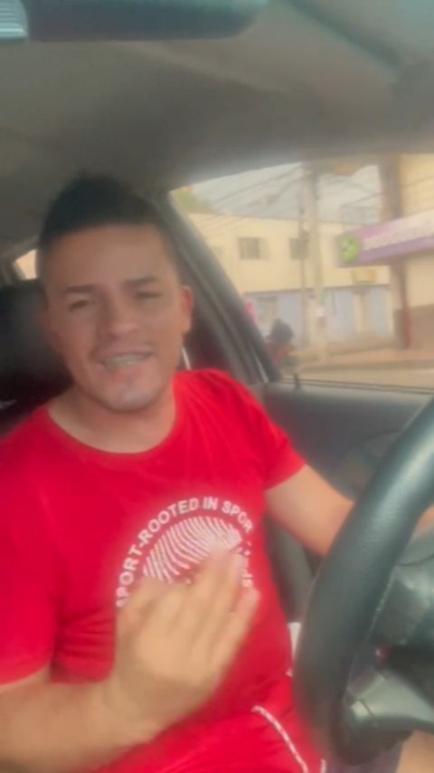 Que buena canción. Me la disfruto a cada rato, gracias al señor @yeison_jimenez #vete
#popular
#colombia
#bucaramanga
#venezuela
#lagrita
#cantantes
#psseo
#viral