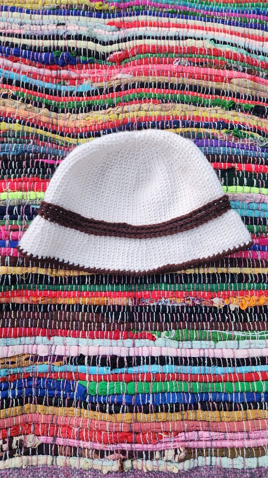 Do y'all use stitch markers?
#crochetersofinstagram #crochethat #explore #reels #crochettips #blackcrocheter