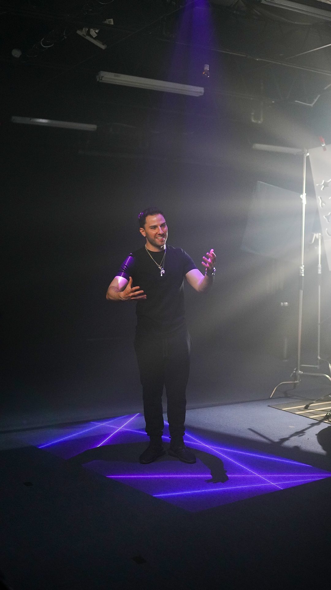 Mixing a dash of projector magic, a hint of haze, and a whole lot of creativity to cook up stunning visuals! 🎥✨ Who knew a little haze and a projector could make dreams come true?
For all your audio-visual needs, don’t hesitate to contact us and let’s create magic together!
##musicvideoproduction ##visualstorytelling #videoproduction