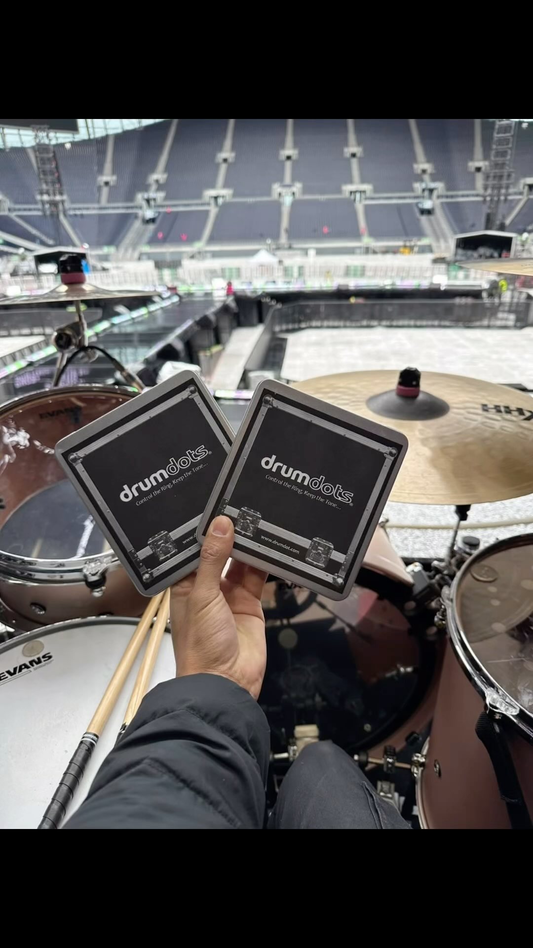 #drumdotsOnTour @antonio_geary @bfm22 #drumdotsArtist #pink #controltheringkeepthetone Appreciate the ❤️⚪️⚪️❤️💯💯💯💯💯