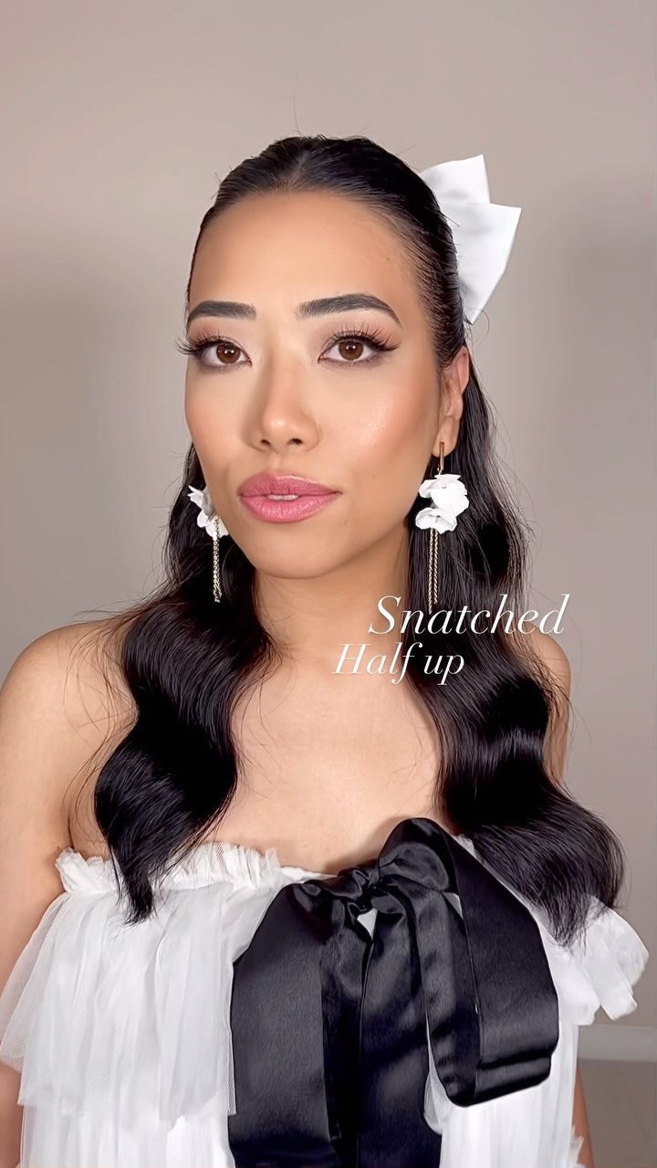 👰✨ Get ready to slay your wedding look with the hottest trend of 2024: the snatched half up half down hairstyle! 💇♀️💄 Elevate your bridal glam with this chic and timeless style that’s taking over the aisle. 😍
Want to rock this stunning look on your big day? Drop me a message to inquire about your 2024 wedding! Let’s make your dream bridal look a reality! 💍 #BridalHair #BridalMakeup #2024WeddingTrends #HalfUpHalfDown #BridalGlam 💋👑