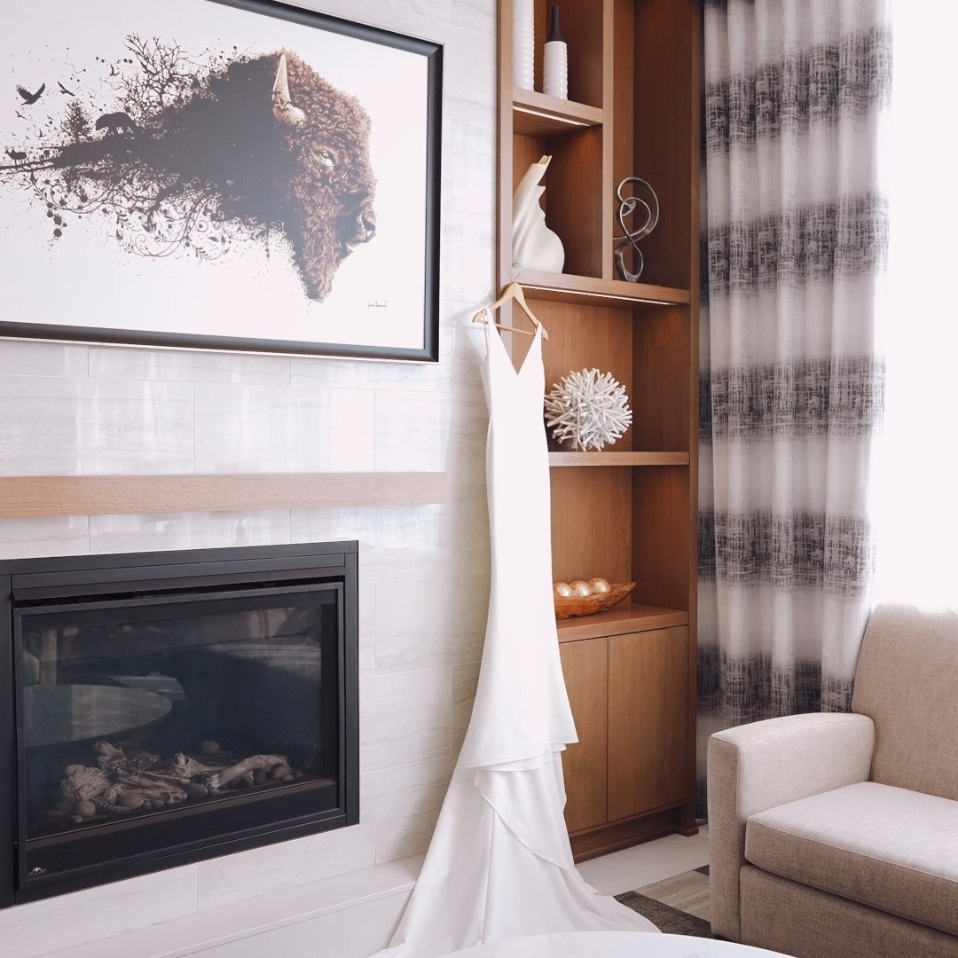 The Best Day with @leahpettipas & @_uncle_al_ today!
Photographer: @jbphotography.ymm
Planner: @cassnateventplanning
Makeup: @beautyby_alexjohn
Hair: @guitarhairdezignsymm
Venue: @miskanawgolfclub