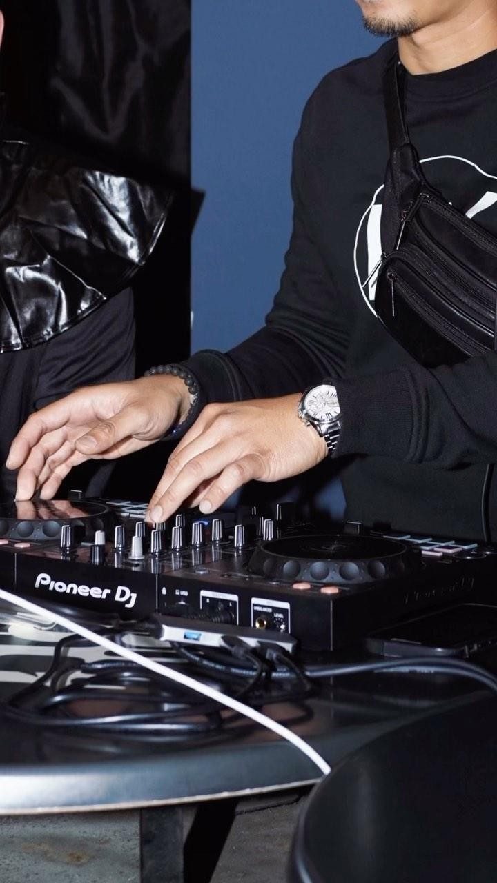 pov: you spent another year with us
We appreciate all of you for spending your time with us in 2023✨❤️
Can’t wait to introduce more exciting things next year!! See you soon and Happy New Year!!🎉🎉🥳🥳