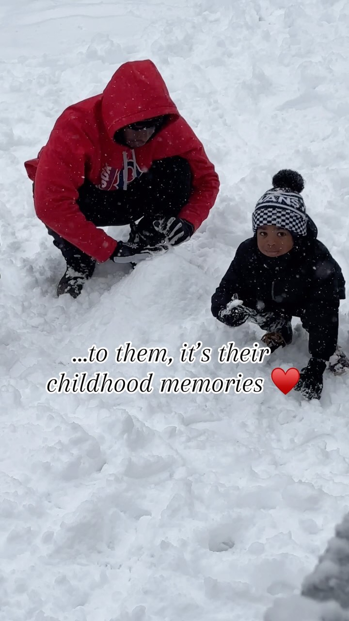 I feel like we try so hard to provide these unique (and sometimes costly) opportunities for our children because we think or we feel this underlying need to create experiences that we never had growing up as a child. When in reality some of our best childhood memories were just doing the simplest things with your family. Don’t get me wrong, I am making sure my children have the opportunity to travel at a young age and have access to experiences that were different from my childhood but I do my best with balancing that with the simple experiences like playing outside, cooking with me in the kitchen or having a slepover with their cousins (my persona favorite growing up). Snow days are a rare opportunity to slow down, disconnect from the hustle and bustle of daily life, and create memories with your children that will last a lifetime.
As you watch your little ones bundle up in their winter gear and eagerly run outside to play, the joy and excitement on their faces is contagious. Building snowmen, making snow angels, and having snowball fights are all classic winter activities that never get old. And the best part? You get to experience them all over again through your children’s eyes.
As you warm up inside with hot cocoa and cozy blankets, the memories of the day will continue to bring a smile to your face. These are the moments that make life worth living, and the memories that will stay with you forever. So next time a snow day rolls around, take a break from your busy schedule and embrace the magic of the season with your children.
#momlife #girlmom #boymom #blackfamily #familymemories #familytime #snowday #snowman #snowangel #winterfun