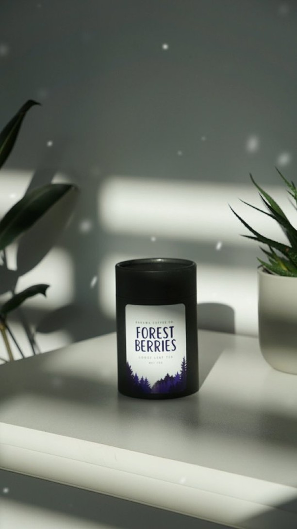 We just hard launched FOUR new teas this weekend at the Cambridge Markets! 🍵✨ Say hello to: Sticky Chai, Forest Berries, Gingergrass Revival, and Sunlit Pekoe.
Forest Berries and Sticky Chai are almost SOLD OUT! 🚨 Don't worry—restocks are on the way!