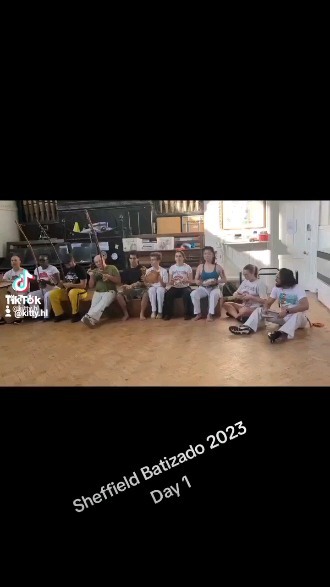 Day one ✅
Good to see everyone and start the event on a high.
#capoiera #capoierasenzala #axé #martailarts #dance #movement #manha