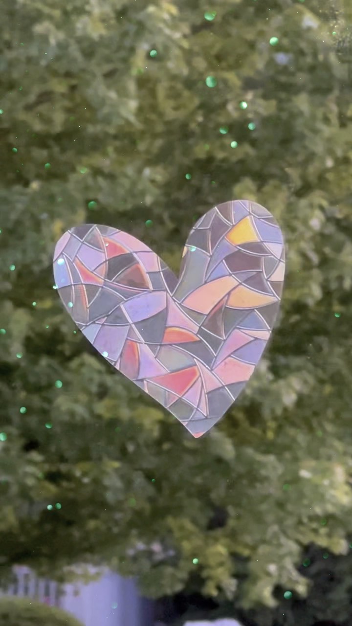 You can never have too many rainbows 🌈 Treat yourself to $10 off $40 today. Code YES10
Link in bio