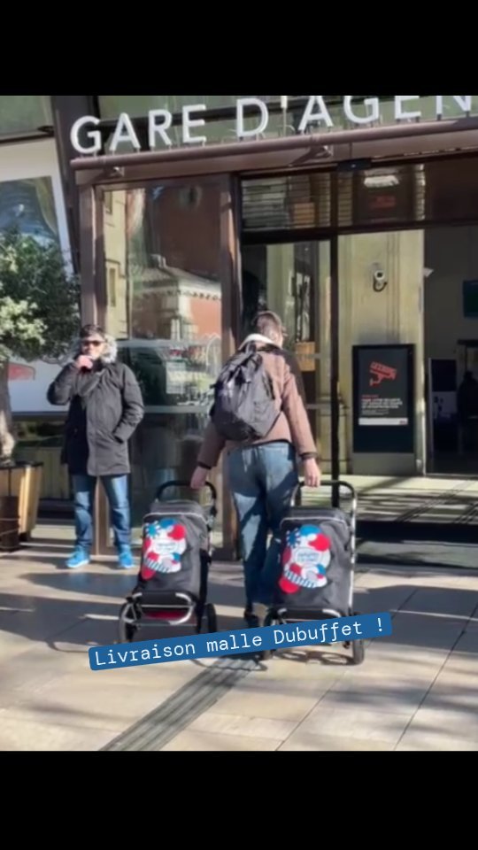 Livraison en cours d'une mallette pédagogique à la Tour aux figures d'issy-les-Moulineaux.
On vous dévoile tout très prochainement 😉
#mediationculturelle #musee #exposition #malle #outildemediation #tourauxfigures #dubuffet #pantographe #jeunepublic #jeandubuffet #fondationjeandubuffet #artmoderne #artcontemporain #social #lafabriquetoimeme