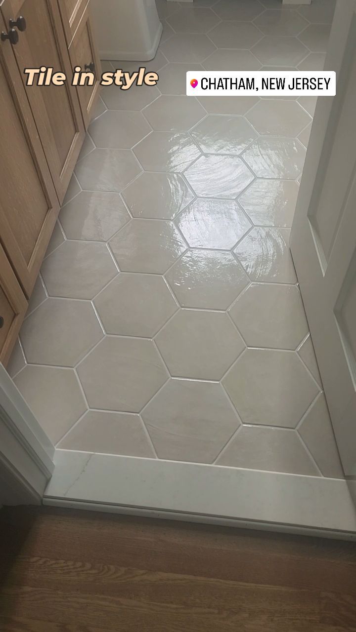 #fyp #tile #tileinstylellc #tileinstaller #tileinstyle #bathroom