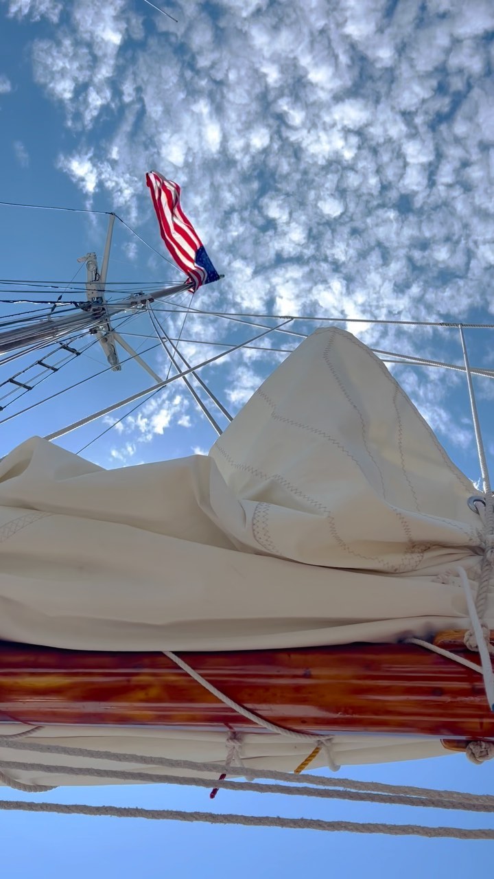 my best attempt at a reel featuring some moments in and out of the studio 😅