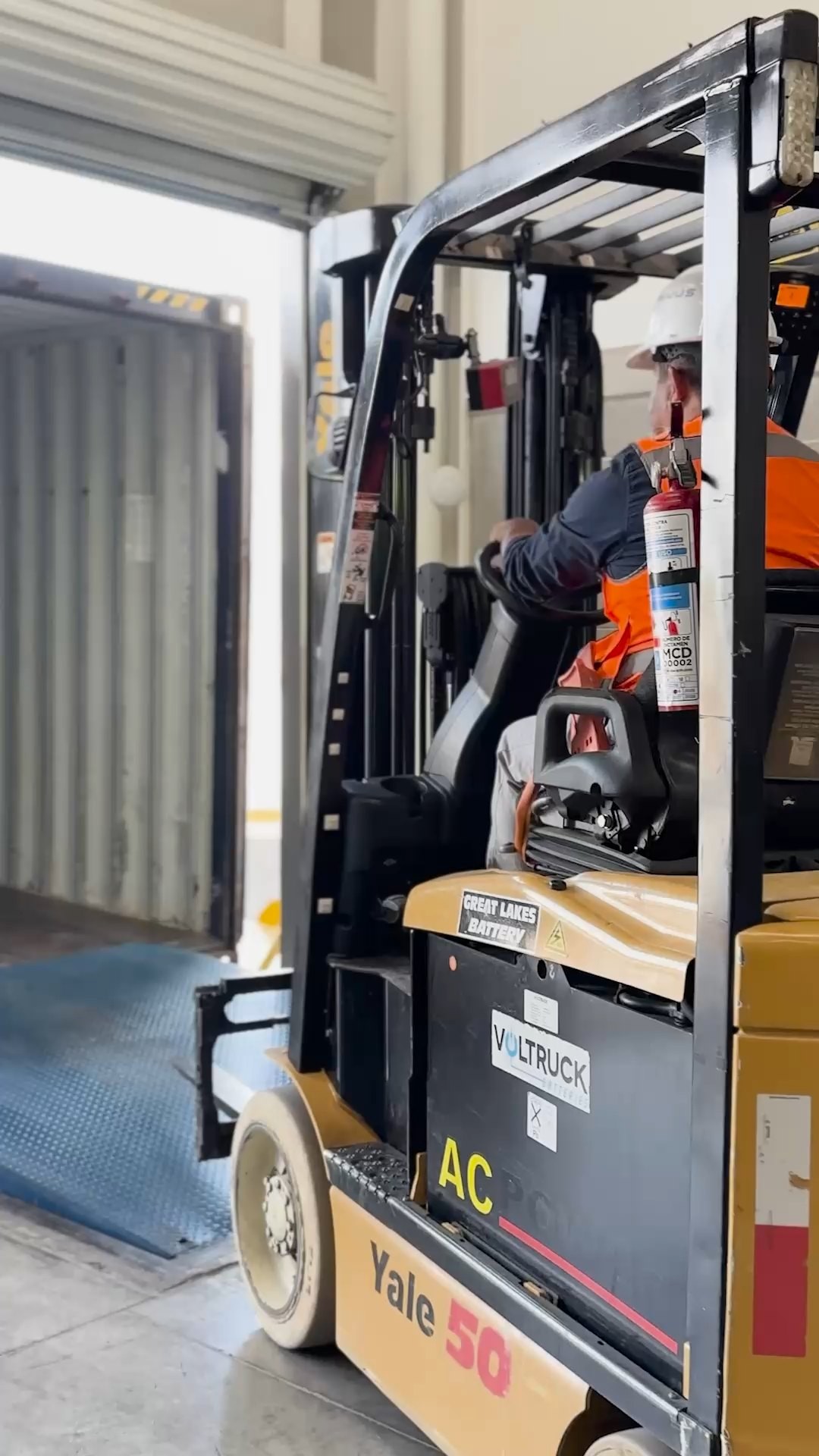 ¿Buscas suministros industriales sin complicaciones☝🏻? En RIVUS.mx encuentras lo que necesitas en Distribución, Empaque y Embalaje, Intralogística y Seguridad Industrial.
✅ Amplio catálogo de productos.
✅ Soluciones para múltiples industrias.
✅ Facilidad de compra y abastecimiento
Encuentra en RIVUS.mx TODO para tu Cadena de Suministro.
#SuministrosIndustriales #TodoEnUnSoloLugar #OptimizaTuOperación #RIVUS #CadenadeSuministro