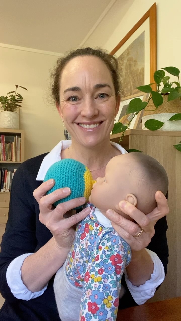 Breast and nipple pain can really hijack a breastfeeding journey, so it’s really important to get good help quickly. I always start with ensuring good position and attachment, as that solves the majority of breastfeeding pain. This video shows you how to position your baby for a good deep effective latch which will hopefully fix any pain. If pain persists, the next video will go through some of the other potential causes. Reach out if you need some help with navigating breast or nipple pain. Polly x #breastfeedingjourney #sydneymums #ibclc #sydneybreastfeedingsupport #breastfeedingsupport