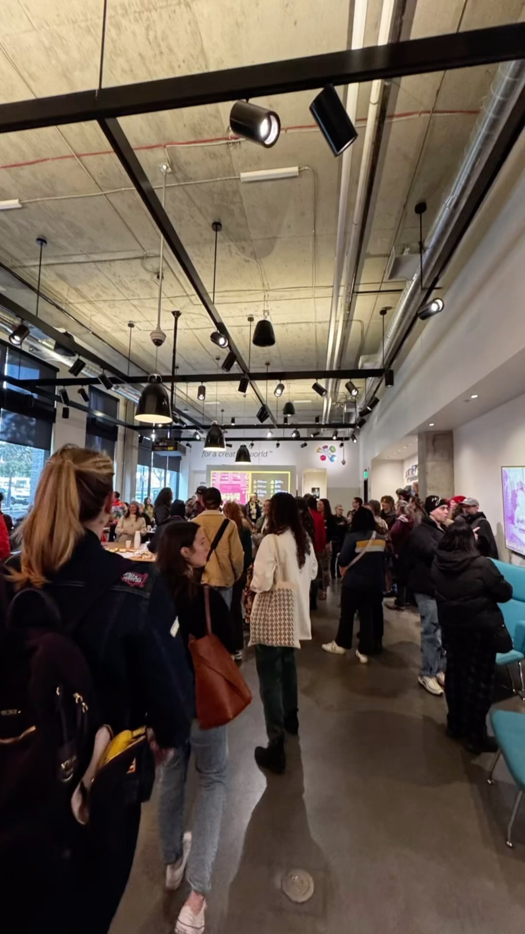 Such a great @portland_cm this morning! The @wacom.experience.pdx has an amazing space! Having a coffee from @coavacoffee and the first time having bread from @starterbread was a great way to start the morning😊
