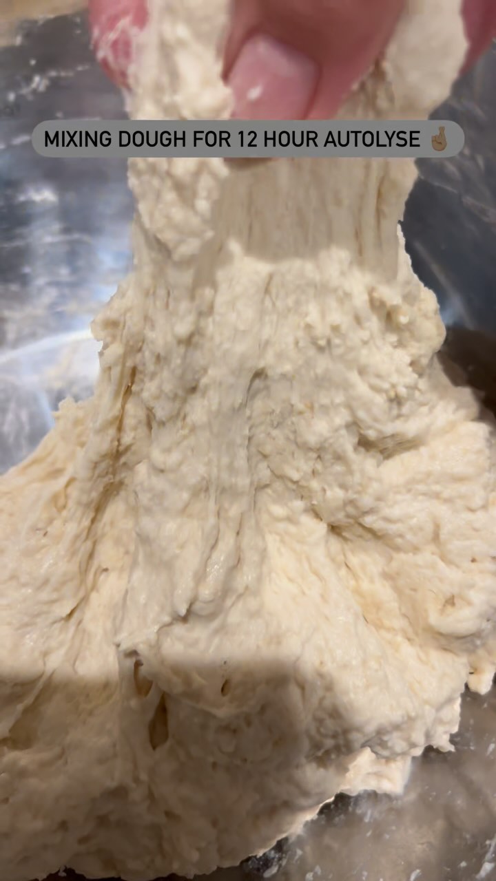 Trying 12h autolyse inspired by Srikant @sourdoughplay !
#sourdough #autolyse #breadbaking