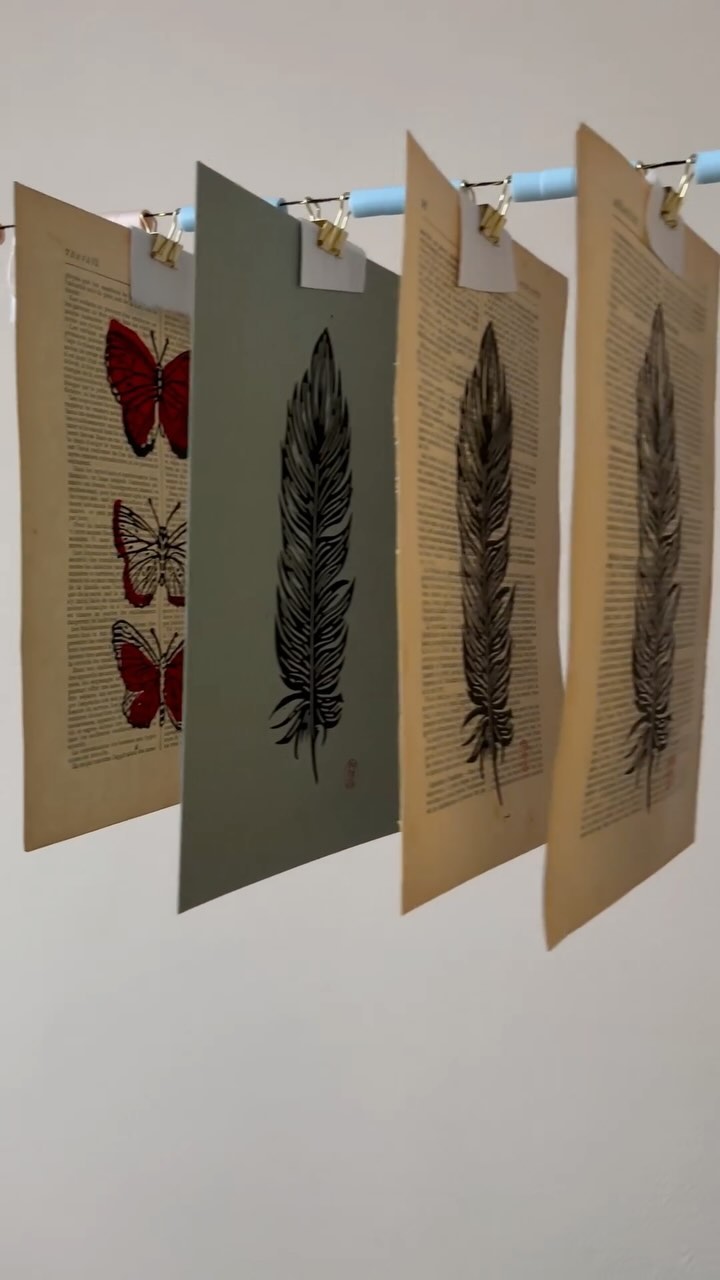 INK PRINT REPEAT 🔥
#linocut #linoprint #linogravure #reliefprint #reliefprinting #reliefprintmaking #engraving #inkprintrepeat #printmaking #printmakersofinstagram #linograbado #linoldruck #handmade #handmadewithlove #printisnotdead