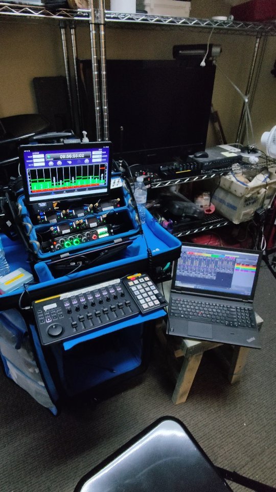 Finally for the first time ever, I'm using all 10 inputs of my @sounddevices MixPre10-ii, just in time to stop a wedding! Max inputs, max pain, bby 💒
Thanks for booming wherever you can on those wides, @alex_selvin11