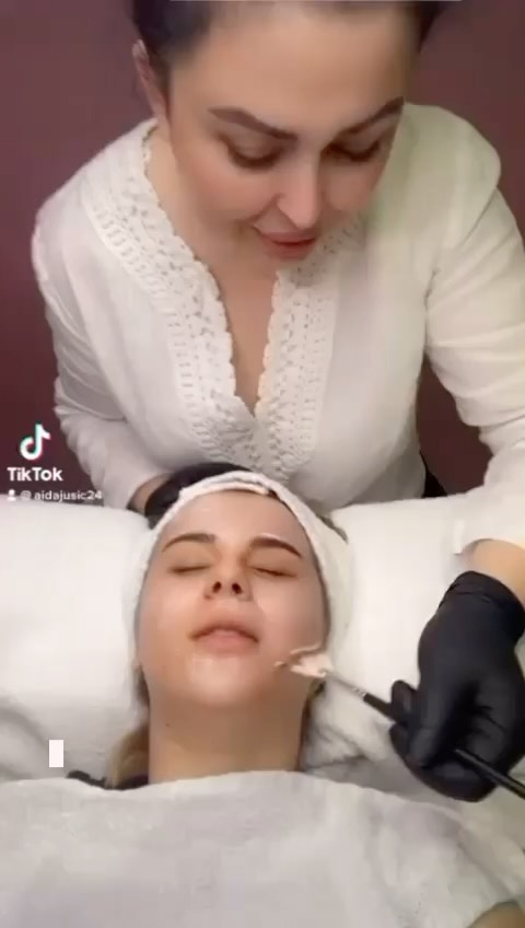 #wimpernextensions #wimpernverlängerung #wimpernlifting #wimpern #wimperextensions #beauty #beautygirl #beautysalon #beautybloggers #beautytips #zug #feldpark #beautylover #lashes#gesichtspflege #gesichtsbehandlung #hydrofacial #schön