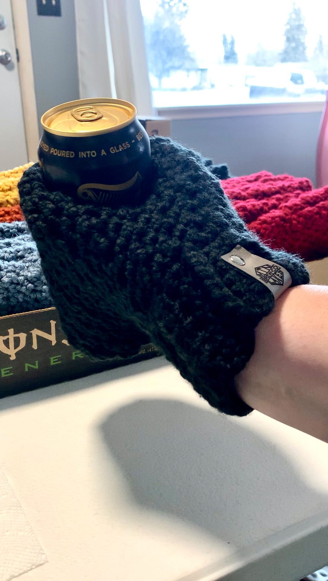 Cleaning and attaching a custom logo tag to a bulk order of beer can mittens.
🍺
Find these soon at @mtnlakesbrewco
🍻
#theprocess #craftilyconcocted #custommade #handmadeinspokane #craftbeerlife #beerdrinkers