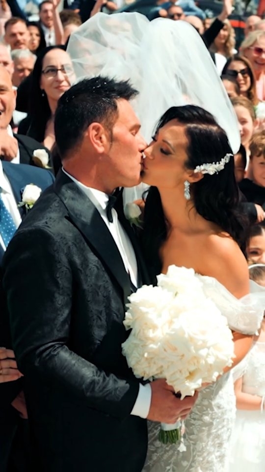 Happy New Year 🥂
Thank you to all the incredible couples who entrusted us with their special day in 2023. Here's to a year filled with love, laughter, and unforgettable moments! 🥂💑
https://www.happilyeverafterweddingfilms.com.au
#2023season #2023recap #newyear #life #love #viralreels #melbourne #happilyeverafter #weddingmoments #weddingfilms #instagood #weddinginspiration #booknowfor2024 #couples #2023clients #weddingvideography #bride #groom #vogueballroom #MelbourneLoveStories