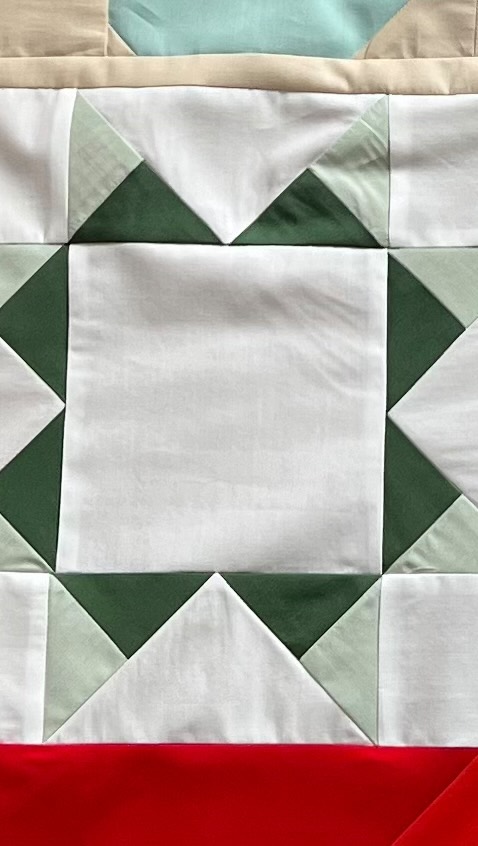 Half Square Triangles.
4-at-a-time. Are you a fan? 🤔