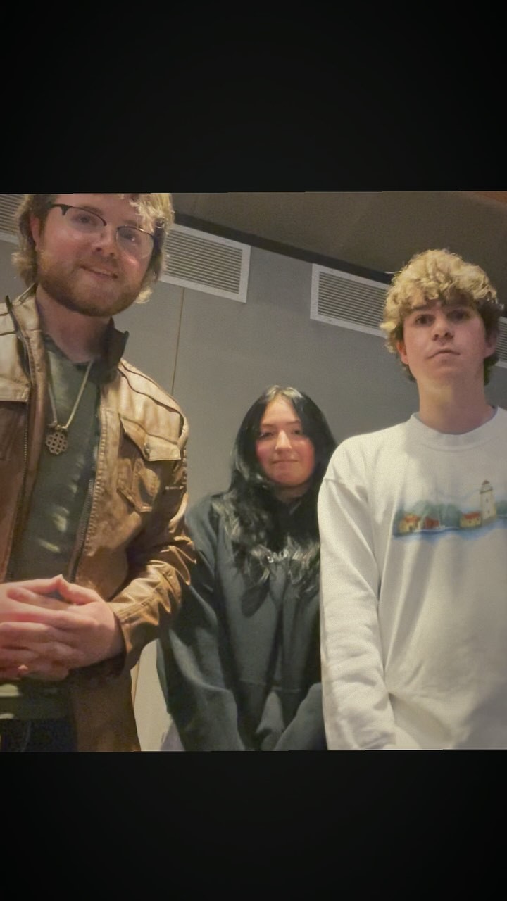 It’s 1 am and I forgot to post this earlier but I hope I’m not too late @cleopatrickband I forget the time frame we’re on lol. But here’s some of my greatest hits from my vids folder to a top tier song on FAKE MOON #cleopatrick #fakemoon #newrockmafia