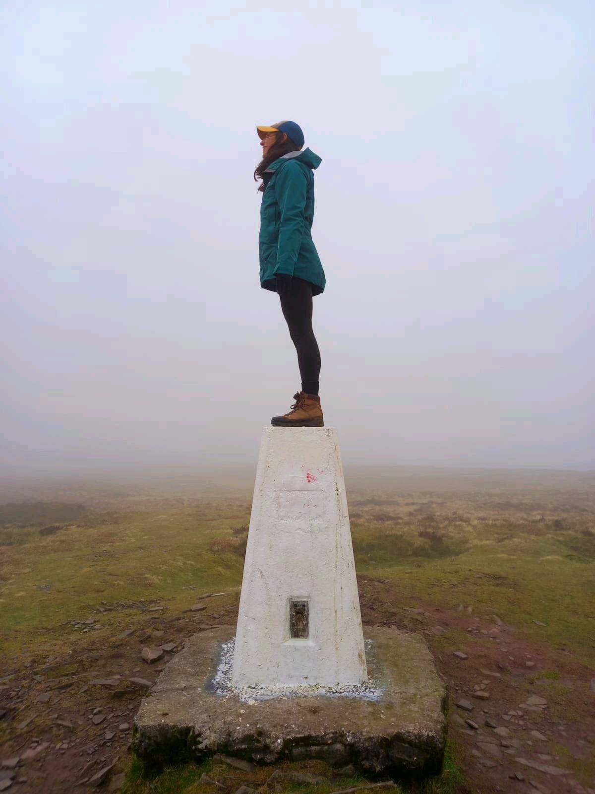 Winter & Mountains 💚 🏔⛷️💚⛰️
...really appreciating general health but feeling far from it this past week since being hit by a horrible bronchitis which well and truly knocked me 😷🤒🤧 🛌😴 where even a flight of stairs or a casual walk has been challenging.
Fortunate to have travelled a little this winter. Skiing in the gorgeous French/Swiss alps based in the cute town of Châtel and a chilled invigorating weekend with the girls staying in the YHA Brecon. We faced the elements with mega high winds 🤣 and a little snow left up top too on the dragons back route and other local stomp. 🥾
Now bring on spring and lighter days 🌞
#fitwellmove #mountains #getfittohavefun #goodhealth
