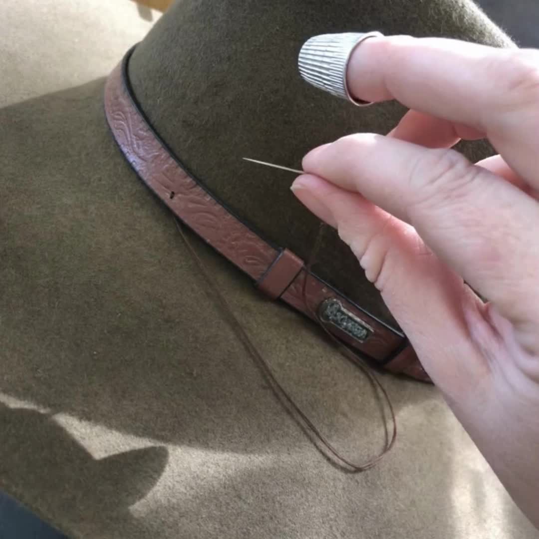 Every hat deserves a perfect final touch, and that’s always done by hand. ✨ When you work with a trained milliner, you know you’re in expert hands. 🎩💪
Trust the craftsmanship to bring out the best in your hat!
#HatMaking #MillineryMagic #Handcrafted #FinishingTouches #HatCare #ExpertHands #FashionCraftsmanship #Milliner