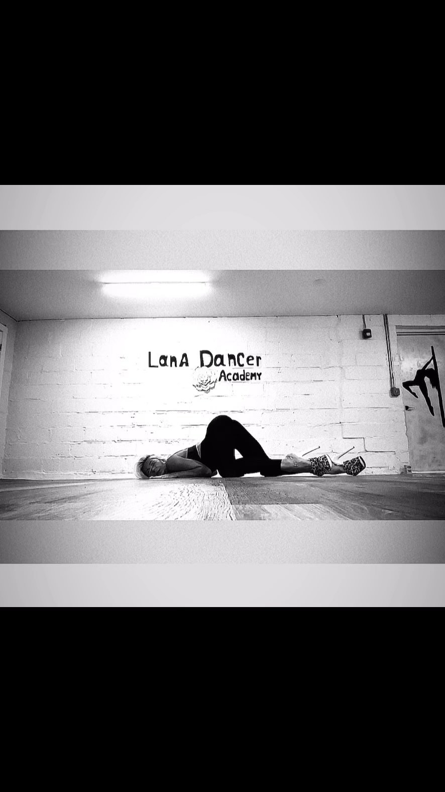 Floor work classes !!! #poledance #poledancenyc #fitnessmotivation #fitnessjourney #newyorkrunners #motivation #womanpower #poledancenj #floordance #dancebogotanj lanadancer.com