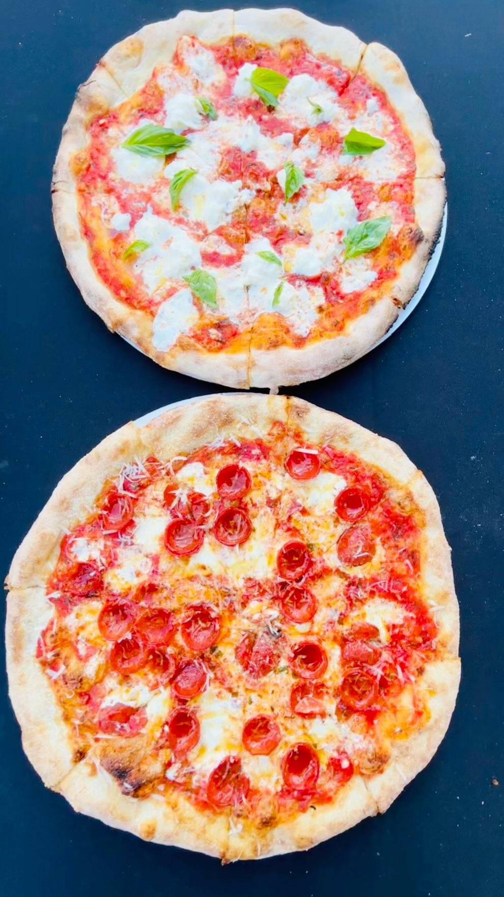 Doppio- margherita pizza topped with fresh Stracciatella and a Beesting -pepperoni 🍕 hot hunni fresh mozzarella San marzano tomato sauce.