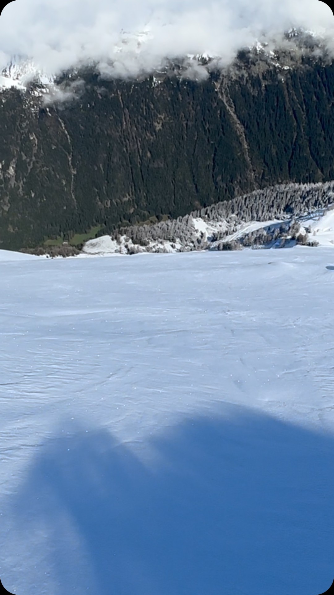 25.04.25
#snowboarding #snowboard #snow #board #chamonix
@henaff_off @shredoptics