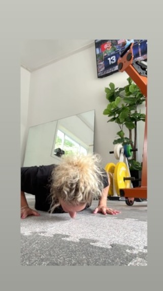 This Labor Day weekend when you're visiting all our amazing neighbors on Main, come on down to the end of the street and check out the progress! We'll be here Friday, Saturday, a few hours Sunday and Monday! If the yellow door's open, come on in, we may even have a little treat for ya 😊. Now, back to your pushups!
#openingsoon #gym #catskills #margaretvilleny #visitmargaretville #workout #pushups #isweatupstate #thestudioupstate