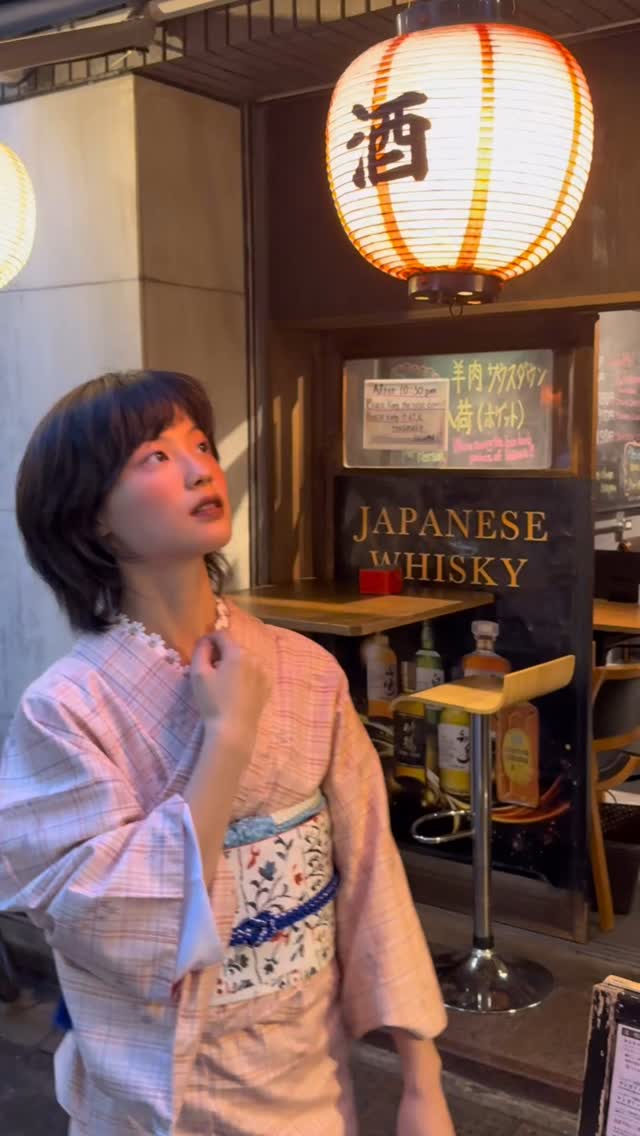 夜に