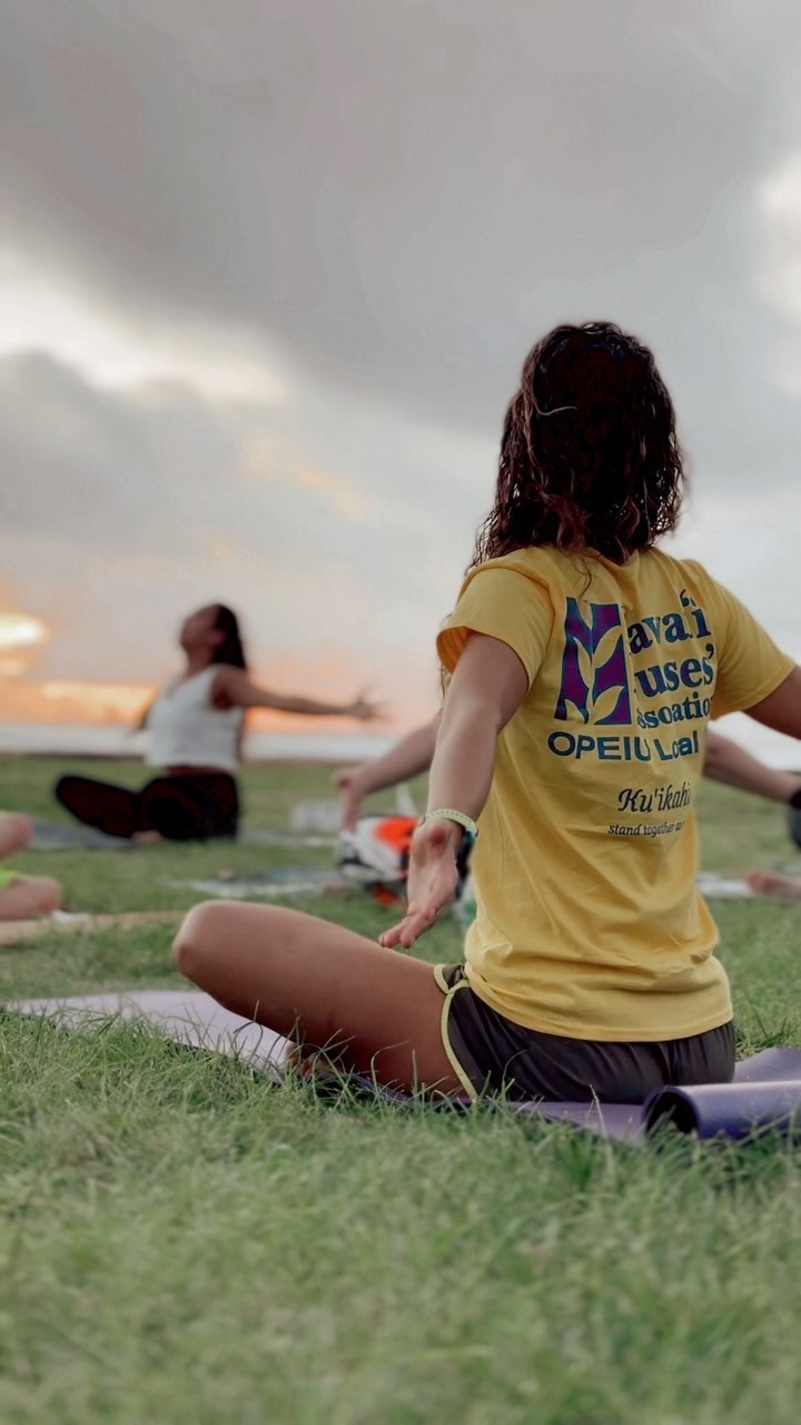 Join us for a magical experience of yoga in Hawaii’s nature overlooking the ocean 🌊🌴🌺
~ feel the earth supporting you beneath your feet
~ sense the gentle salt-filled air
~ relax your mind & connect to your senses
~ experience the perfect connection between movement and breath
~ contemplate the stunning ocean views and surrounding palm trees
~ stretch and strengthen your body
We offer yoga classes 6 days a week
🌺 SUNSET and MORNING classes!
Come join the magical experience
www.overtherainbowyoga.com