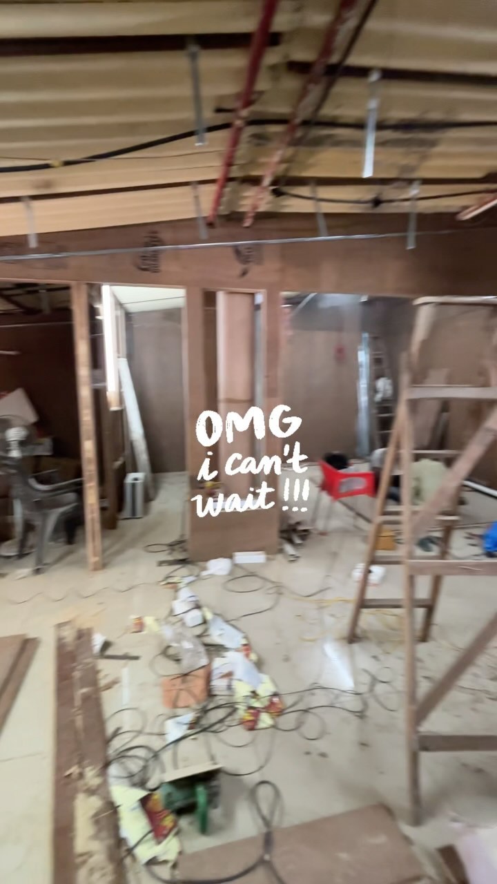 Overwhelmed by the response Furends Pet Studio got bringing to y’all a surprise!
Opening shortly! 🧿🧿❤️❤️
#newbeginnings #newcafe#petstudio#petcafe#cafeforpets#grooming#boarding#petcare#mumbaipetslovers #trendingreels #trendy #petstudio