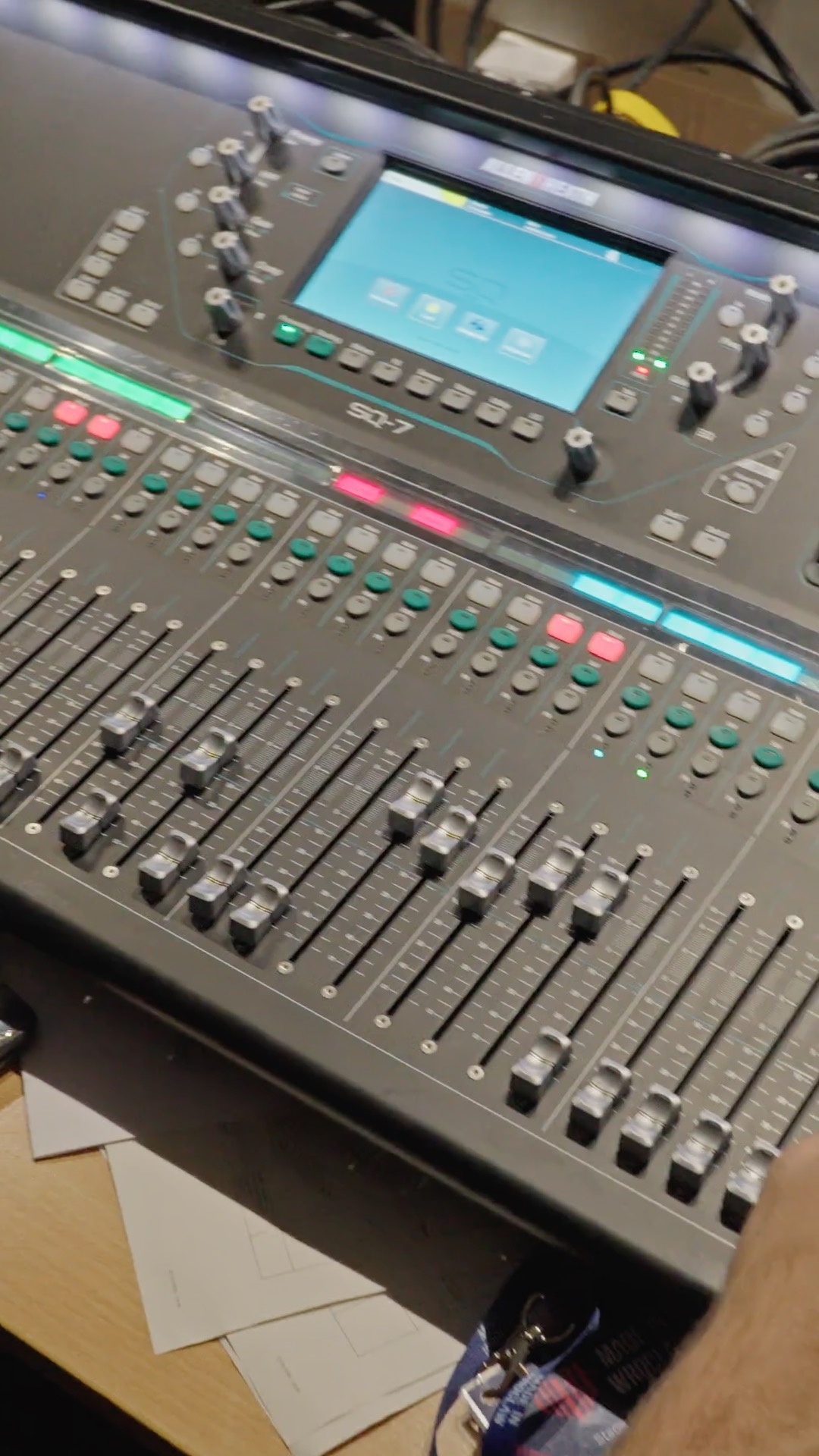 🎥 MadeInWrocław 2024💡
Za nami wyjątkowe wydarzenie, które przyciągnęło najważniejsze postacie świata biznesu, technologii i kreatywności w Wrocławiu. Jako ekipa produkcyjna mieliśmy przyjemność zadbać o każdy detal tej konferencji – od logistyki po wyjątkową atmosferę. 🌟
#StartupWroclaw #araw #madeinwroclaw #investinwroclaw #halastulecia