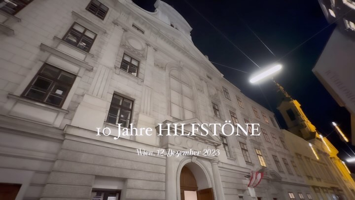 10 Jahre HILFSTÖNE - Rückblick auf das Jubiläums Benefiz Weihnachtskonzert 🎶🎄🎶 Danke an alle Beteiligten 🙌🙏🏻 @hilfstoene @clemensunterreiner @fally.daniela @christina_bock_official @alois_muehlbacher @stefan.cerny.bass @stephen_m_hopkins @angatscheva @lidia_baich @samuel.neubauer06 @konstanzebreitebner @cantus_iuvenis @markus_freistaetter @camilla.nylund.saris @windhagered @lutherische_stadtkirche_wien @stinglklavierewien @weingutpaulachs @druckerei.boesmueller @herwigfritzl