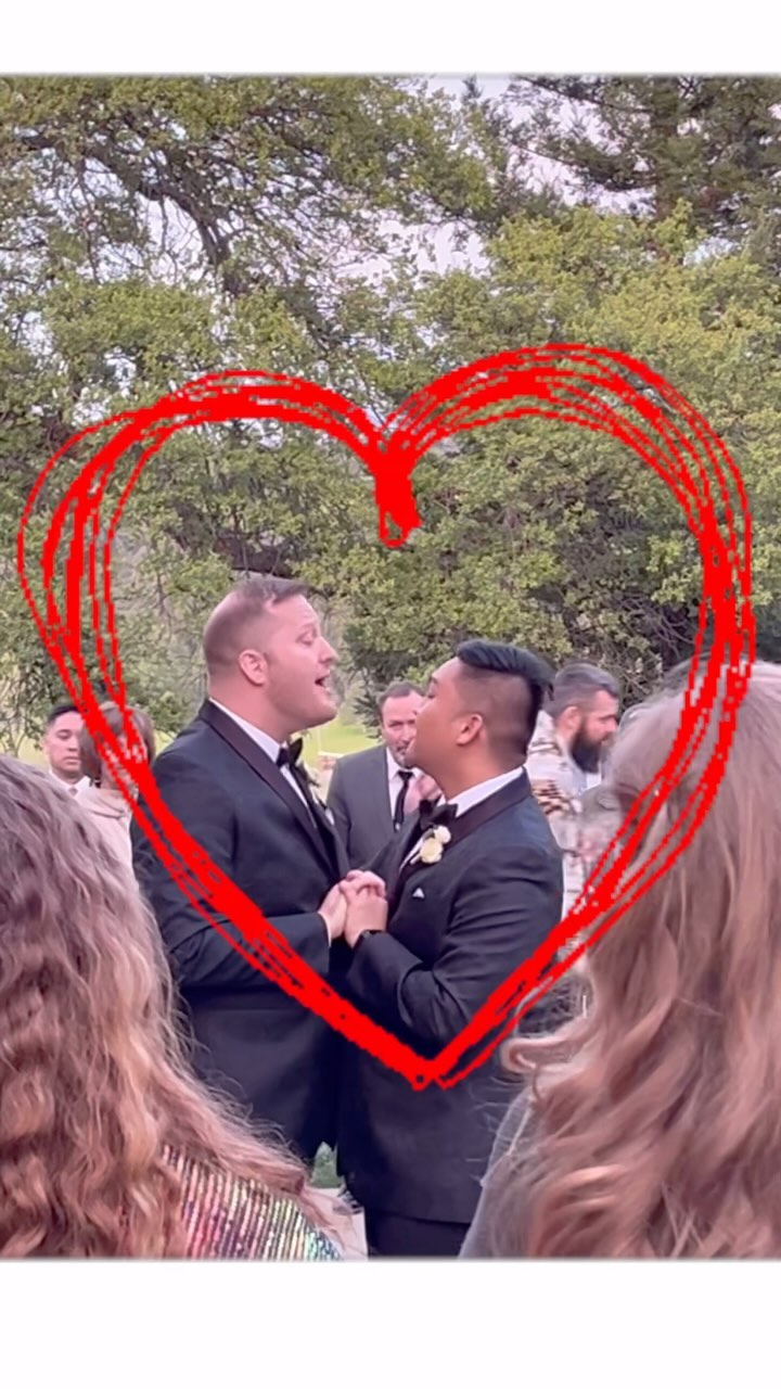 Magical wedding and EPIC dance party at River Highlands Ranch with Darwin & Jimmy. These two met in the Sacramento Gay Men’s Chorus so you know the music and sing-alongs were going to be a hit!
So many moments and memories from this one. CONGRATS YOU TWO, I am so lucky to have been a special part of their day!
@wildandlovelyevents
@andrewmelaniephoto
@antoniocatering
@river_highlands_ranch
@sactogmc