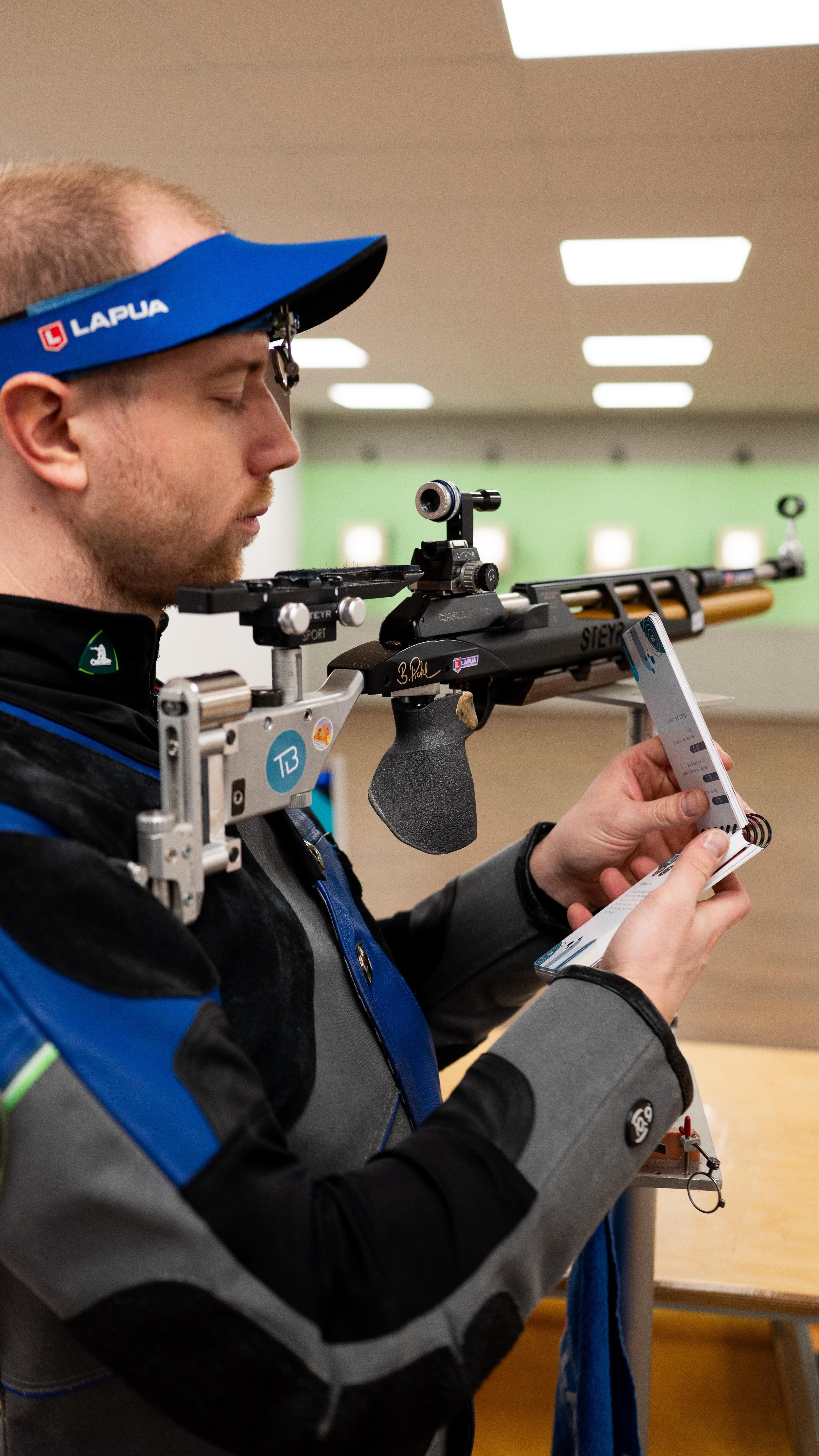 Be perfectly prepared for every competition with Trainingsbuddy. Trainingsbuddy is created by sport scientist Lisa Haensch & professional shooter Bernhard Pickl, who is competing at the European Championships today 💪🏻 So it’s made by shooters for shooters. ✊🏻🤝
.
#competition #champions #europeanchampionship #airrifle #airpistol