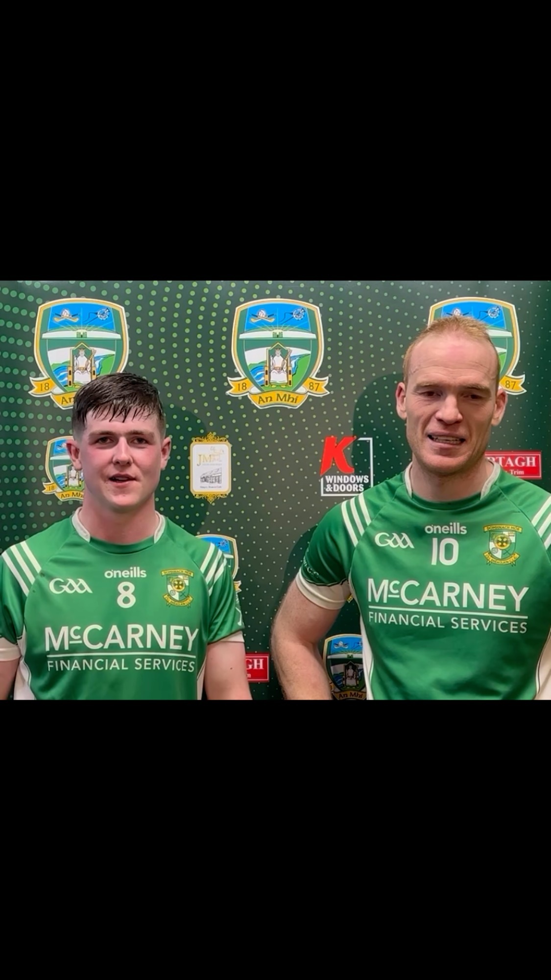 The stress levels were 💯 yesterday from the first minute (when Boardsmill scored a goal) to the very last minute of extra time when Culzy, who was been pulled from pillar to post, somehow managed to kick the ball into the net claiming a place in the Intermediate Hurling Championship Semi-Final in two weeks.
Match report to follow, but until then, here’s two lads who bleed green having a chat with Meath GAA. Domhnach Mór Abú!