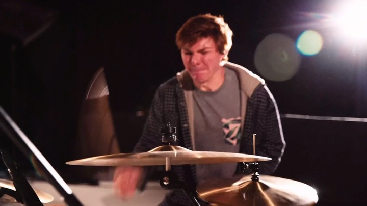 VIPER ROOM 8/25 with @brettbenowitz -TICKETS IN HIS BIO- Get hyped for the show with our latest single & music video ‘Out like a Light’ on all streaming platforms. @theviperroom