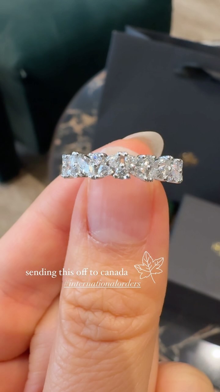 Sending this gorgeous marquise & round brilliant half eternity ring all across the globe to the maple country! 🇨🇦
#bespokejewellery #luxurylifestyle #jewellerydesign #craftsmanship #beyondexpectations #diamonds #diamondring #weddingrings