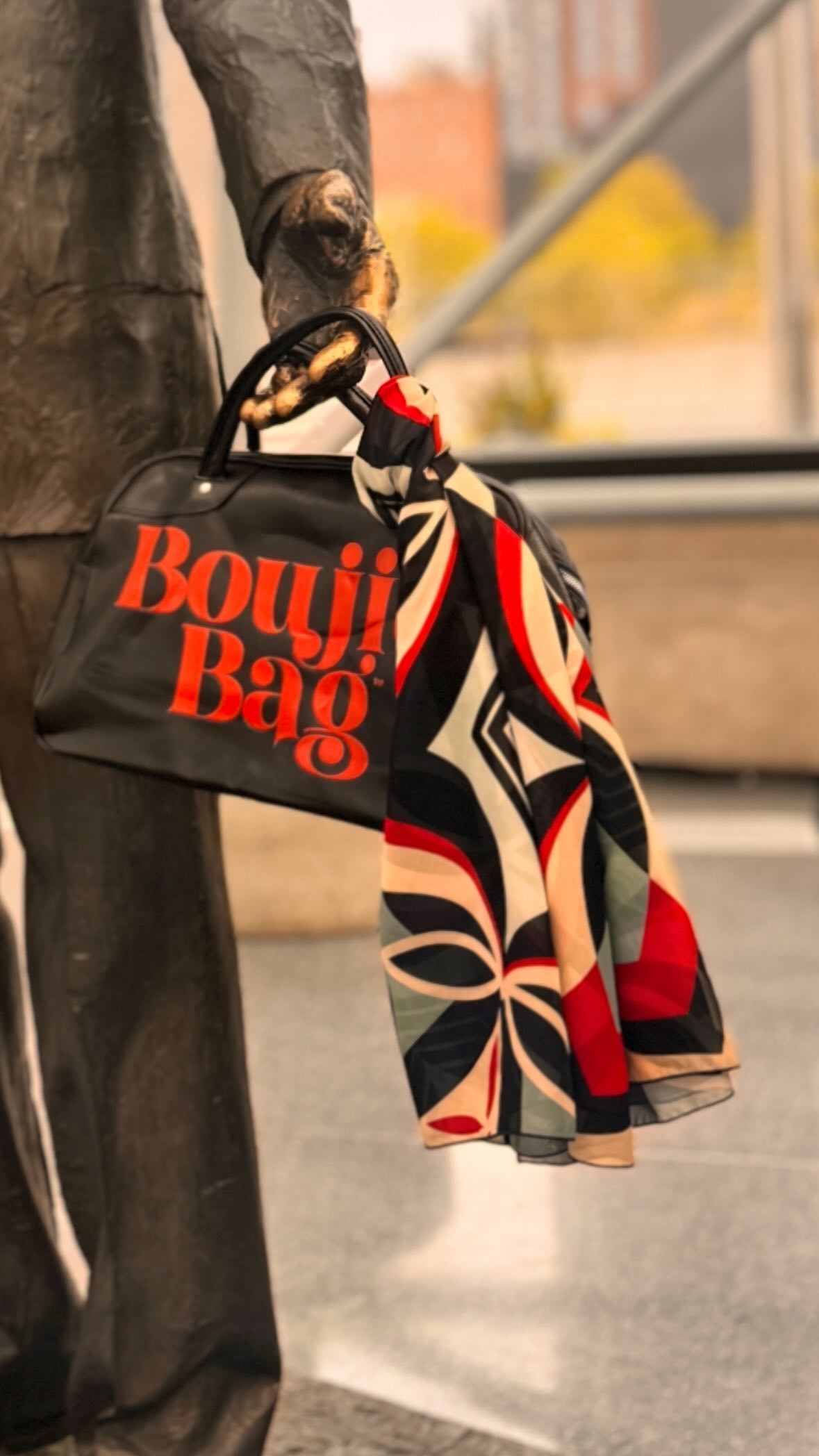 Come say hello at @luxepack at the Javits.
Today’s highlight was @rtrbagnyc
Clearly, their passion is crafting unique bags with stunning pattern and die cut designs. From bold prints to intricate textures, each piece is creative and functional.
Do I spy a collab?
#BagDesign #PatternDesign #SurfaceDesign #NYCArtist #DesignerLife #FashionNYC #ArtisticBags #TextileArt #UrbanDesign #HandcraftedBags”