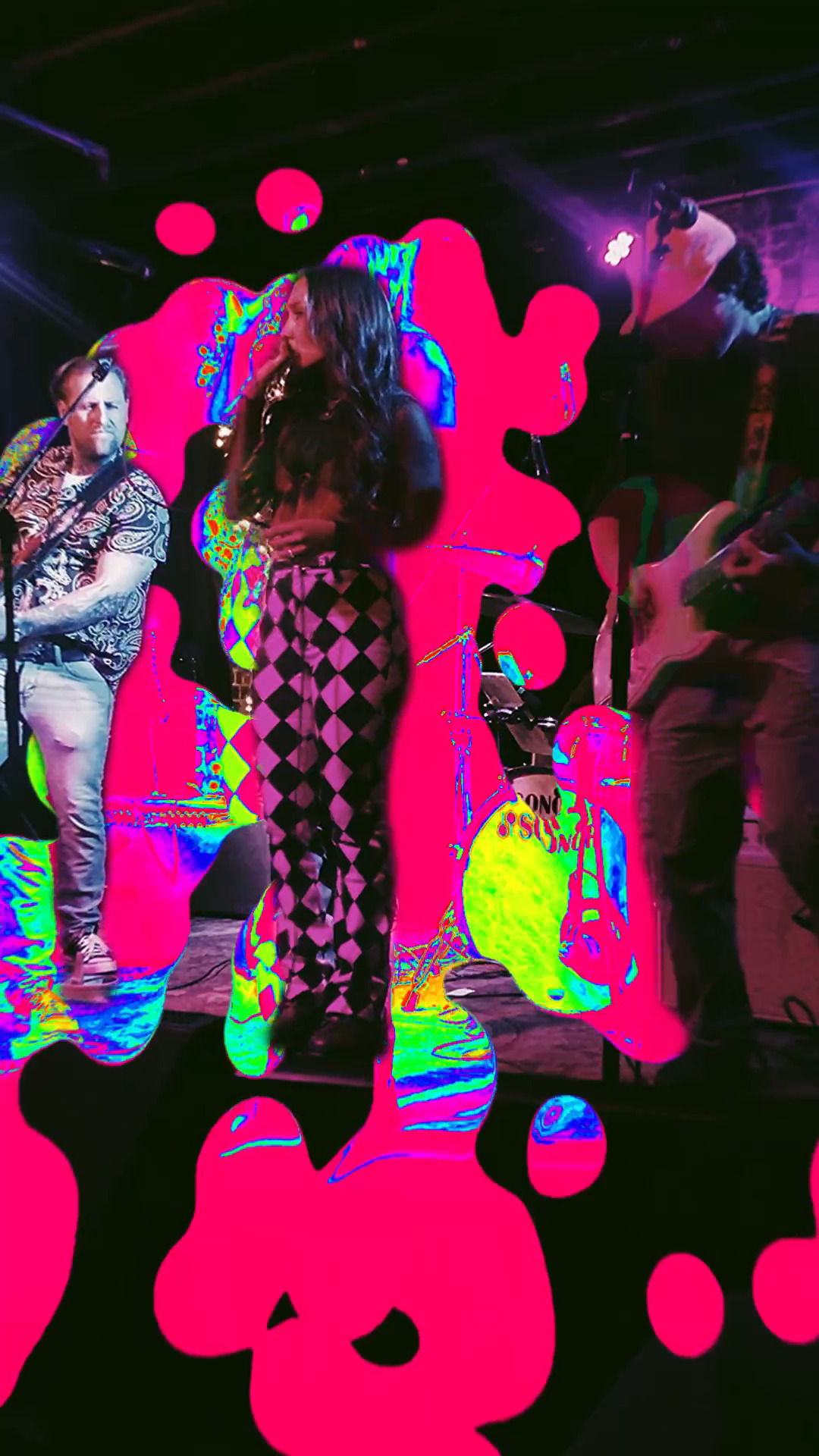 "The sunshine in their eyes reveals the honest heart's existence" ✨🌞🌬🧸💌
#worthyofdawn #newmusic #newsingle #sneakpeek #indiemusicscene #indiemusic #funky #funkymusic #vibey #vibeymusic #discovernewmusic #indierock #nashville #nashvillemusic #nashvillelivemusic #livemusic #thebasementnashville #nashvilletn #thingstodoinnashville #band #liveperformance #nashvilleindie #nashvilleindiescene