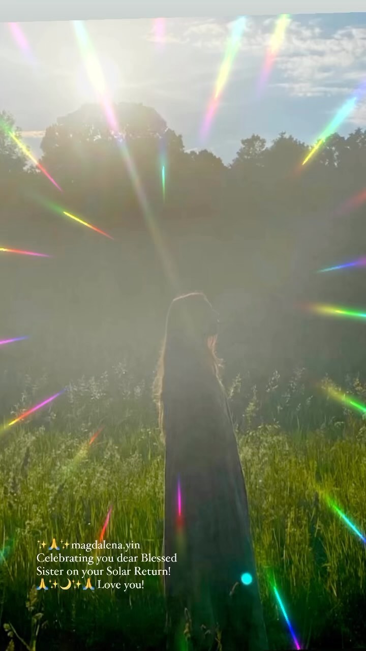 💫🌟🌕🌟💫@magdalena.yin Celebrating you today my Dear Sister on your Solar Return. You are an amazing Wise-Woman, dear friend, inspired sister and collaborator of Luminous Medicine and Creations in multiple dimensions. A Sister-Priestess, archetypal Goddess of Earth, Stars and Moon. 🌕 So grateful for the exquisite Boon and Gift of our friendship and the Absolute Grace to be a Godmother to the Wondrous Falco. 💛Love you and I am Lighting the Heart Fires🔥 and Anticipating the Rose 🌹Petalled Altars, the Vibratory HUM and Rhythms, the Melodic Resolutions of Beauty and Grace you so naturally embody in the Celebrations of the Year to Come.
Love,
Sarah.:. ♥️
💫🌕💫For those who don’t know Magdalena Satori yplease check out her essential, wise and inspired offerings @yin.institute @paua.life @theassemblagenyc
#FeminineWisdom #Moonmysteries #femininespirituality #paua #YinInstitute
ps. Photo some years back @RhineValleyFarm