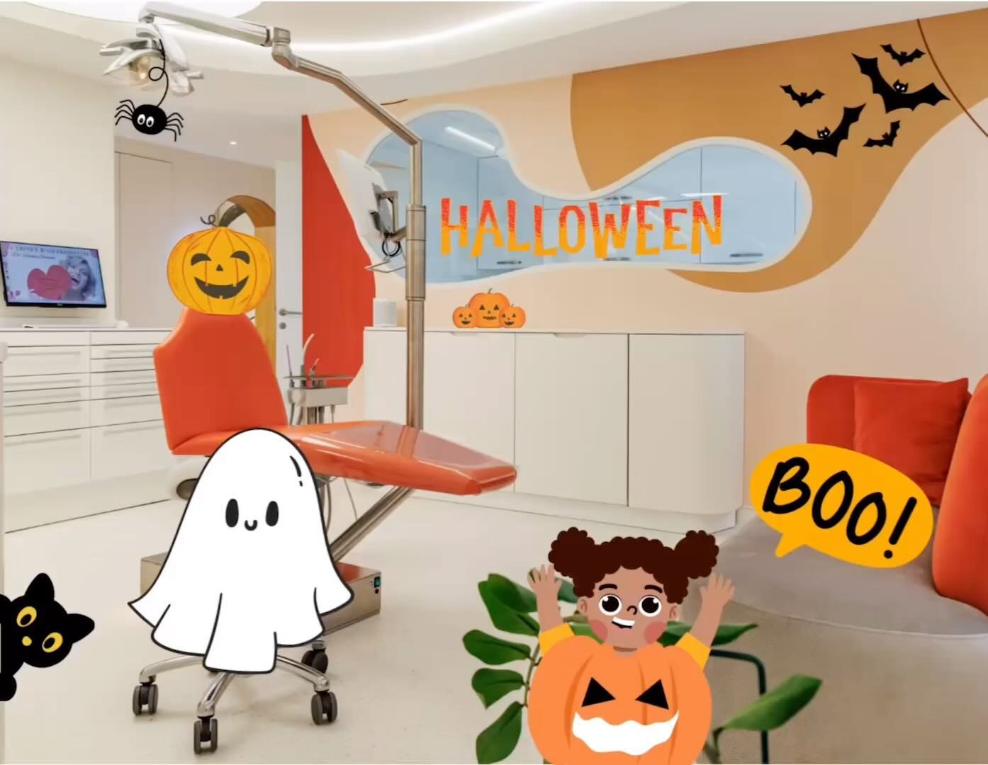 🎃 Halloween au cabinet d’orthodontie Smiles Mulhouse!
🎃 Cette année, Halloween se passe chez nous 👻 boo!
🎃 Notre cabinet est prêt à vous accueillir avec un fauteuil… citrouille ! 🧡🦷
🎃Venez et montrez-nous votre meilleur déguisement de fantôme, sorcière, vampire ou super-héros ? 👻 🧛♂️ 🧙🧟♀️ 🦸
#HalloweenAuCabinet #CabinetOrthodontie #FauteuilCitrouille #prêtspourhalloween #cabinetorthodontie #smilesmulhouse #drvivianasereanu #bale #mulhouse #alsace